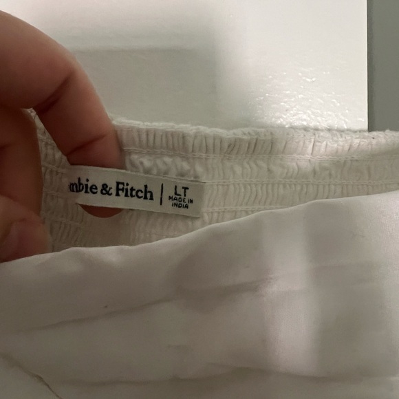 Abercrombie Ruched BodiceWhite Puff Sleeve Dress - Picture 4 of 5